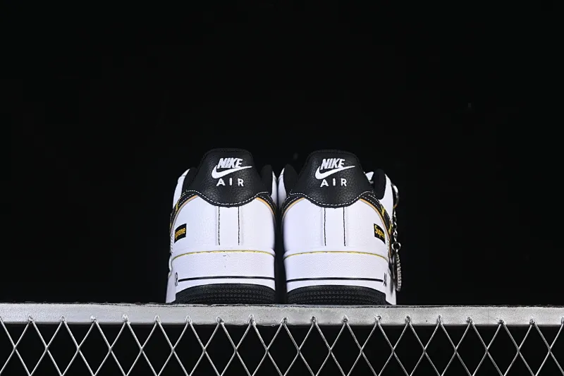 All categories Nk Air Force 1 Air Force series Nk Air Force 1 Low Air Force low top Nike Air Force 1'07 Low Supreme co-branded white gray yellow edge hook Air Force 1 low top casual sneakers XZ6188-259